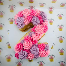 Load image into Gallery viewer, Simple Iced Number Cake