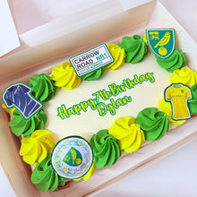 Load image into Gallery viewer, Vanilla Sponge Traybake (Various Themes)
