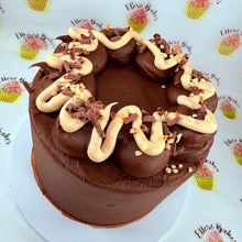 Load image into Gallery viewer, Simple Iced Cake (Various Sizes &amp; Flavours)
