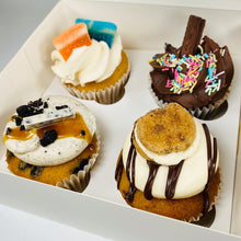 Load image into Gallery viewer, Mixed Cupcake Box
